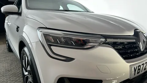 RENAULT ARKANA 1.3 TCe Mild Hybrid 140 Iconic EDC