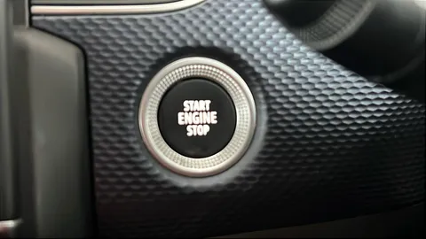 RENAULT ARKANA 1.3 TCe Mild Hybrid 140 Iconic EDC