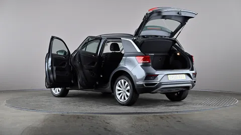 Volkswagen T-Roc 1.0 TSI SE