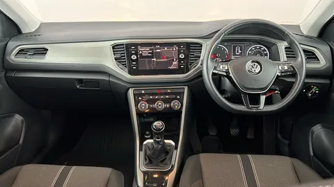 Volkswagen T-Roc 1.0 TSI SE