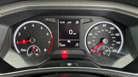 Volkswagen T-Roc 1.0 TSI SE