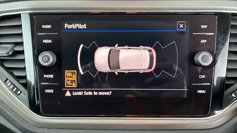 Volkswagen T-Roc 1.0 TSI SE