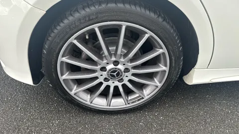 MERCEDES-BENZ A CLASS A200d AMG Line Executive Auto