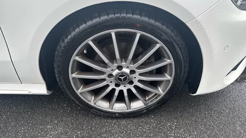 MERCEDES-BENZ A CLASS A200d AMG Line Executive Auto