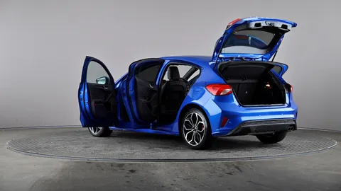 FORD FOCUS 1.0 EcoBoost Hybrid mHEV 125 ST-Line X Edition