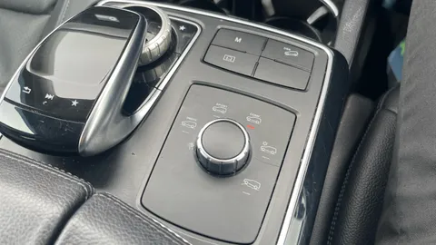 Mercedes-Benz Gle GLE 250d 4Matic AMG Line 9G-Tronic