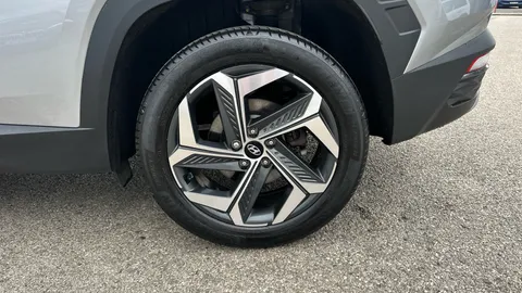 HYUNDAI TUCSON 1.6 TGDi Hybrid 230 Premium 2WD Auto