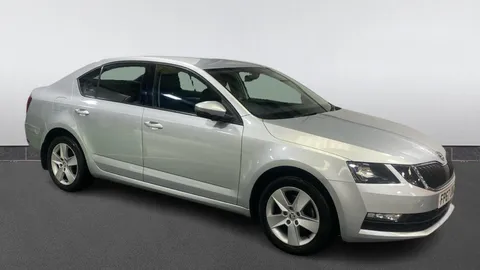 SKODA OCTAVIA 1.0 TSI SE DSG