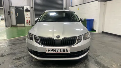 SKODA OCTAVIA 1.0 TSI SE DSG