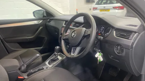 SKODA OCTAVIA 1.0 TSI SE DSG