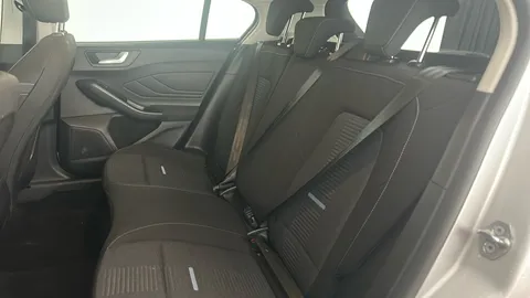 FORD FOCUS 1.0 EcoBoost Hybrid mHEV 155 Active Auto