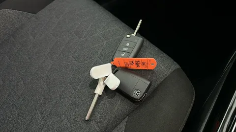 VOLKSWAGEN T-CROSS 1.0 TSI 110 Move DSG