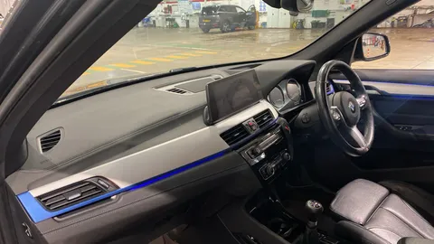 BMW X1 sDrive 18i M Sport [Tech Pack II]