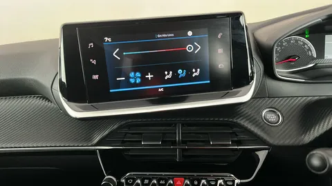 PEUGEOT 208 1.2 PureTech Active Premium