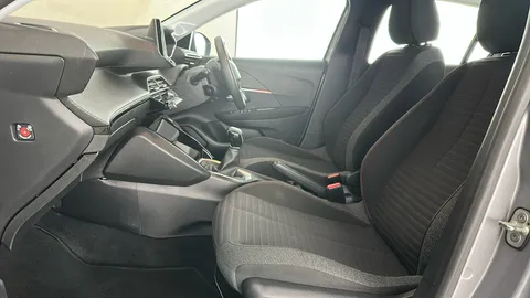 PEUGEOT 208 1.2 PureTech Active Premium