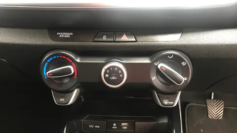 KIA STONIC 1.0T GDi Maxx