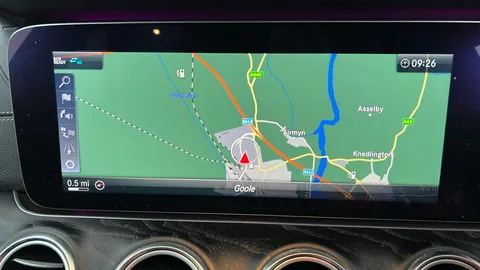 MERCEDES-BENZ E CLASS E300de AMG Line Premium 9G-Tronic