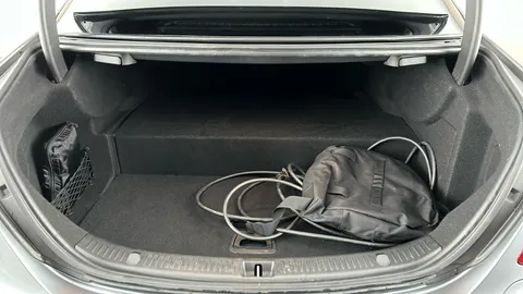 MERCEDES-BENZ E CLASS E300de AMG Line Premium 9G-Tronic