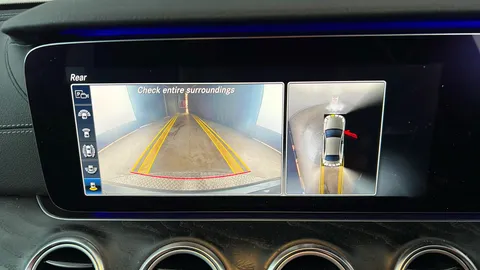 MERCEDES-BENZ E CLASS E300de AMG Line Premium 9G-Tronic