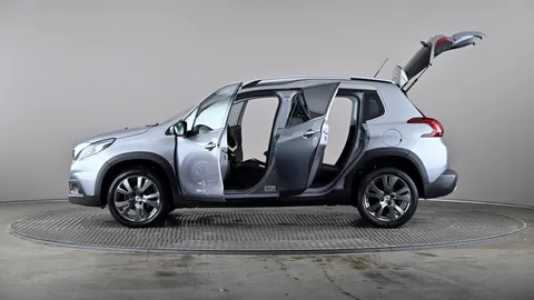 Peugeot 2008 1.5 BlueHDi 100 Allure Premium [5 Speed]