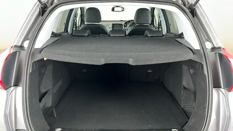 Peugeot 2008 1.5 BlueHDi 100 Allure Premium [5 Speed]