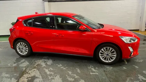 FORD FOCUS 1.0 EcoBoost 125 Titanium