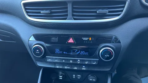 HYUNDAI TUCSON 1.6 GDi SE Nav 2WD
