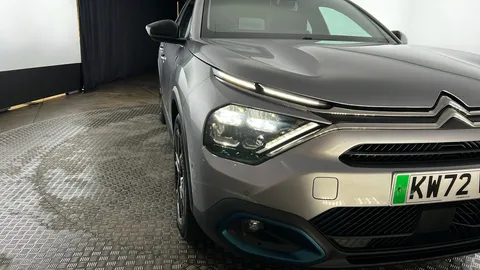 CITROEN C4 X 100kW Shine 50kWh Auto