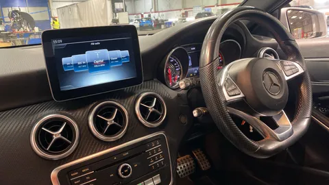 MERCEDES-BENZ A CLASS A200d AMG Line Auto