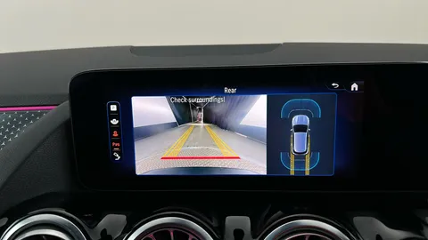 MERCEDES-BENZ EQA EQA 250+ 140kW Sport Executive 70.5kWh Auto