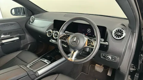 MERCEDES-BENZ EQA EQA 250+ 140kW Sport Executive 70.5kWh Auto