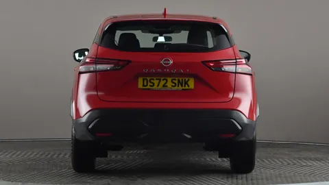 NISSAN QASHQAI 1.3 DiG-T MH Acenta Premium