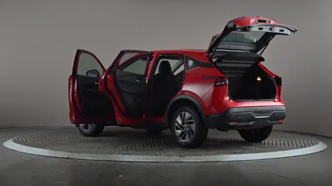 NISSAN QASHQAI 1.3 DiG-T MH Acenta Premium