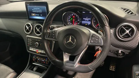 MERCEDES-BENZ A CLASS A200d AMG Line Auto