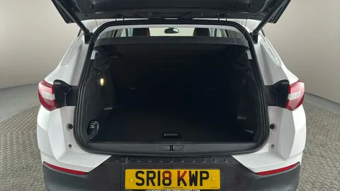 Vauxhall Grandland X 1.6 Turbo D Tech Line Nav Auto