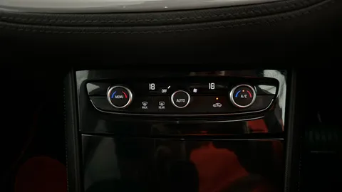 Vauxhall Grandland X 1.6 Turbo D Tech Line Nav Auto