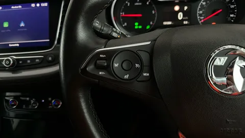 Vauxhall Grandland X 1.6 Turbo D Tech Line Nav Auto