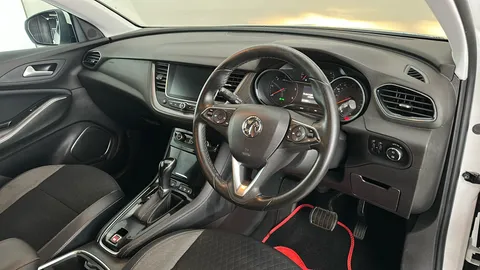 Vauxhall Grandland X 1.6 Turbo D Tech Line Nav Auto