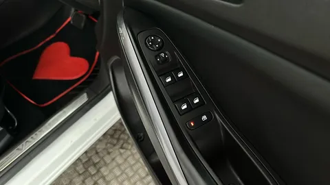 Vauxhall Grandland X 1.6 Turbo D Tech Line Nav Auto