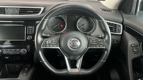 Nissan Qashqai 1.3 DiG-T Acenta Premium
