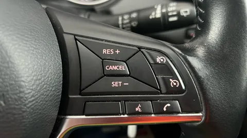 Nissan Qashqai 1.3 DiG-T Acenta Premium