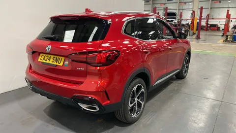 Mg Motor Uk               Hs 1.5 T-GDI Trophy