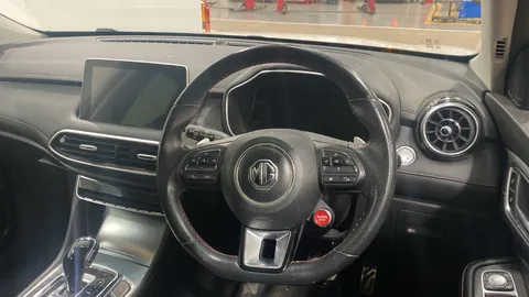 Mg Motor Uk               Hs 1.5 T-GDI Exclusive DCT