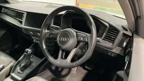 Audi A1 30 TFSI 110 Technik S Tronic