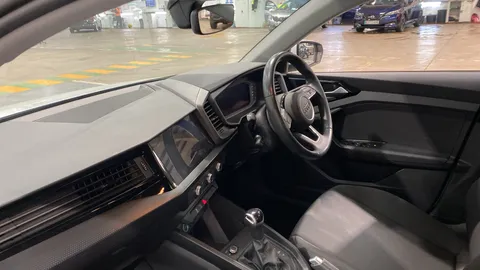 Audi A1 30 TFSI 110 Technik S Tronic