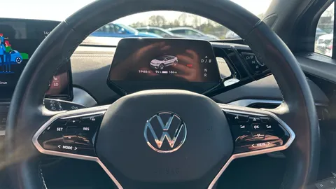 VOLKSWAGEN ID.5 150kW Style Pro Performance 77kWh Auto