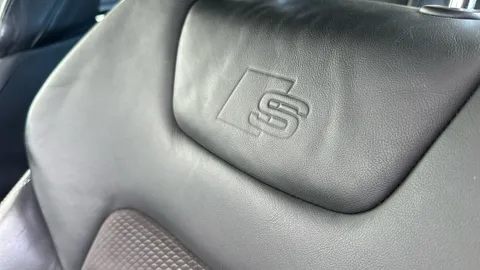 AUDI A6 40 TDI S Line S Tronic