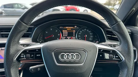 AUDI A6 40 TDI S Line S Tronic