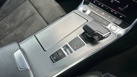 AUDI A6 40 TDI S Line S Tronic