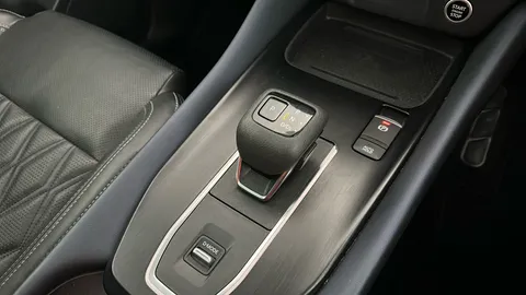 Nissan Qashqai 1.3 DiG-T MH 158 Tekna+ 5dr Xtronic